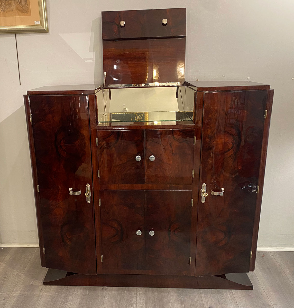 Bar en palissandre de Rio