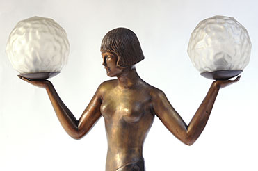 Grand bronze art déco avec 2 lumières 