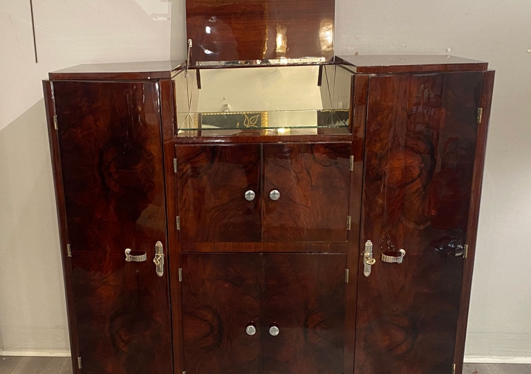 Bar en palissandre de Rio